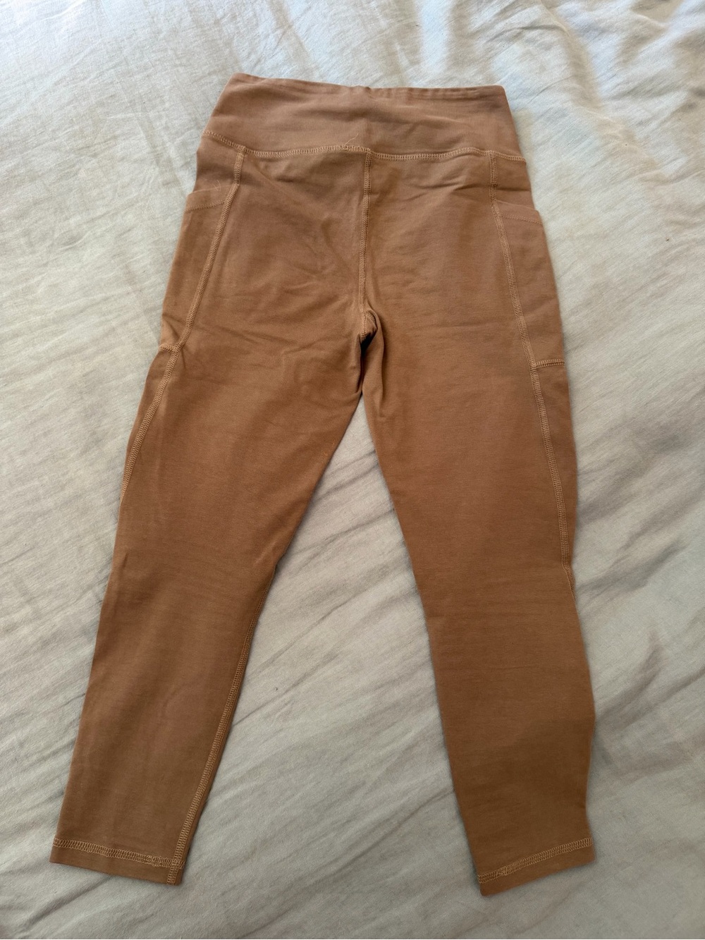 MATE the label High-Waist Pocket Leggings AND tank (full set!) in people/olive - Picture 12 of 13